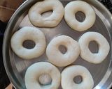 A picture of step 2 of Chocolate Colouful DONUTS.