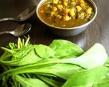 A picture of step 9 of Roti & Palak Chole curry.