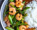Stir fried asparagus with Prawns recipe step 4 photo