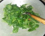 Foto langkah ke 4 dari resep Oseng Sayur Bayam.