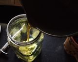 A picture of step 5 of Green Tea Detox Water.