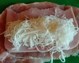 Sajttal, sonkával töltött karaj rántva. Cordon bleu karajból recept fázis 2 fotója