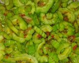 Foto langkah ke 4 dari resep Tumis Pare Pedas.