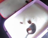 Foto langkah ke 3 dari resep Puding putih motif kotak2 coklat.