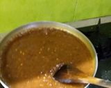 A picture of step 7 of Imli or khajoor ki chutney.