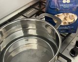Foto del paso 1 de la receta: Lumaconi con carbonara