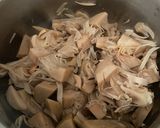 Foto langkah ke 1 dari resep Sayur Lodeh Kikil Nangka Muda.