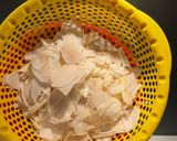 Hình bước làm 2 của món Thịt bò xào măng tươi giòn sần sật
