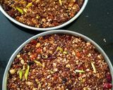 A picture of step 4 of Chocolate Granola Bars.