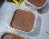 Foto langkah ke 4 dari resep Chocolate Lava Cake.