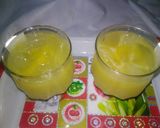 A picture of step 4 of Lichi and mango mocktail.