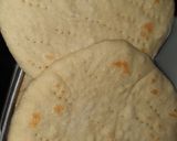 Foto langkah ke 7 dari resep Frozen base pizza (teflon).