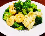 Hình bước làm 3 của món Bông Cải Xào Hải Sản