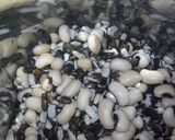 A picture of step 1 of Urad dal Vadagam.