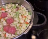 Foto del paso 7 de la receta Sopa de verduras y albóndigas