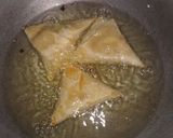 A picture of step 8 of Onion Somasa.