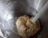 Foto langkah ke 1 dari resep Roti Sobek Ekonomis & Lembut, satu telur.