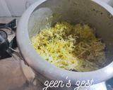 A picture of step 3 of Cabbage Gosht.