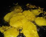 Aloo ke pakorey recipe step 6 photo