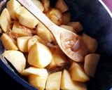 Une image de l'étape 3 de Boulettes de viande en cocotte Magimix et ses pommes de terre.
