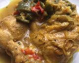Foto del paso 12 de la receta: Pollo guisado a la cúrcuma, con verduras cerveza y naranja