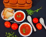 A picture of step 1 of Tomato & carrot (Soup).