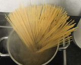 Foto del paso 1 de la receta: Spaghetti al wok con curry y verdura