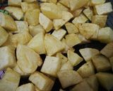Foto langkah ke 2 dari resep Potato garlic.