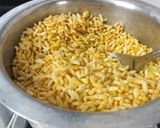 રગડા વાળી ભેળ (Ragda Bhel Recipe In Gujarati) રેસીપી સ્ટેપ6ફોટો