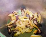 Hình bước làm 3 của món Canh chay rong biển đậu hủ,nấm hương và tàu hủ ky