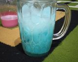 Foto langkah ke 3 dari resep Ice BlueTerry (Vanilla Blue & Strawberry).