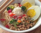 Foto langkah ke 5 dari resep Mie Kuah Susu.
