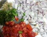 A picture of step 1 of Bread masala.