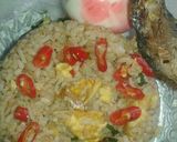 Foto langkah ke 7 dari resep Nasi Goreng Asin Pedas.