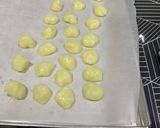 A picture of step 5 of Soft Chocolate Cookies with Mochi filling.