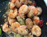 Foto langkah ke 6 dari resep Udang saus tiram.