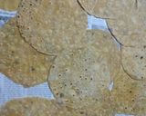 A picture of step 4 of Gujarati khakra.