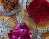 A picture of step 3 of Rose Thandai.
