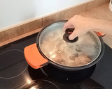 Foto del paso 3 de la receta: Pollo en salsa con setas shiitake