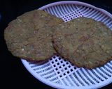 A picture of step 3 of Bhajani thalipeeth.