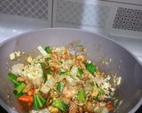 Foto langkah ke 3 dari resep Kwetiau Goreng Udang.