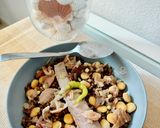 Foto del paso 5 de la receta: Ensalada de lentejas con ahumados y altramuces