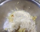 A picture of step 1 of Ribbon aloo snack.