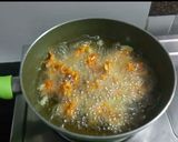 A picture of step 4 of Veg Dry Manchurian.