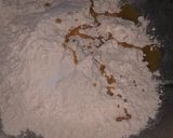 A picture of step 1 of Puri bhaji.