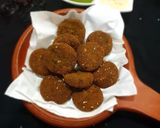 फलाफल टिक्कीयॉ (Falafal Tikkiyan recipe in Hindi) रेसिपी चरण 5 फोटो