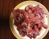 Hentes tokány lapockából tarhonyával recept fázis 2 fotója