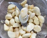 Gambar langkah 2 resipi Garlic Paste.