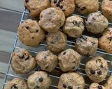 Foto langkah ke 11 dari resep Chewy Chocochips Cookies.