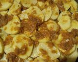 صورة لخطوة 1 من وصفة صينية بطاطس 🥔بكفتة الكبدة والطحينة